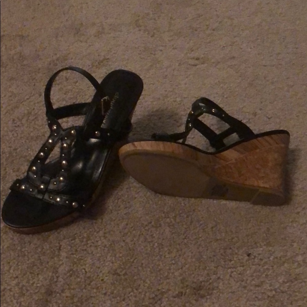 Wedge heels